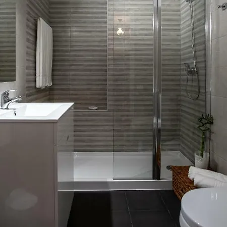 T3 Carcavelos By The Sea - Cascais/lisboa/sintra Apartment