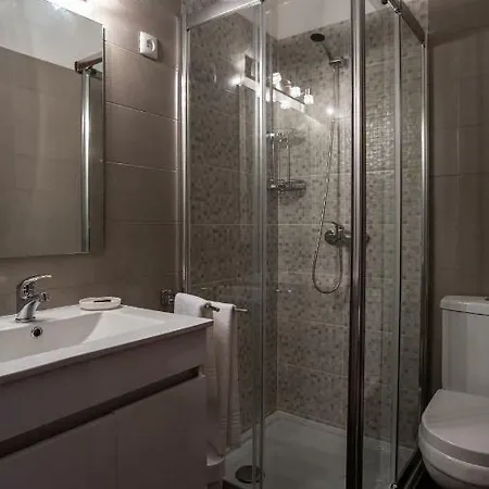 T3 Carcavelos By The Sea - Cascais/lisboa/sintra Apartment